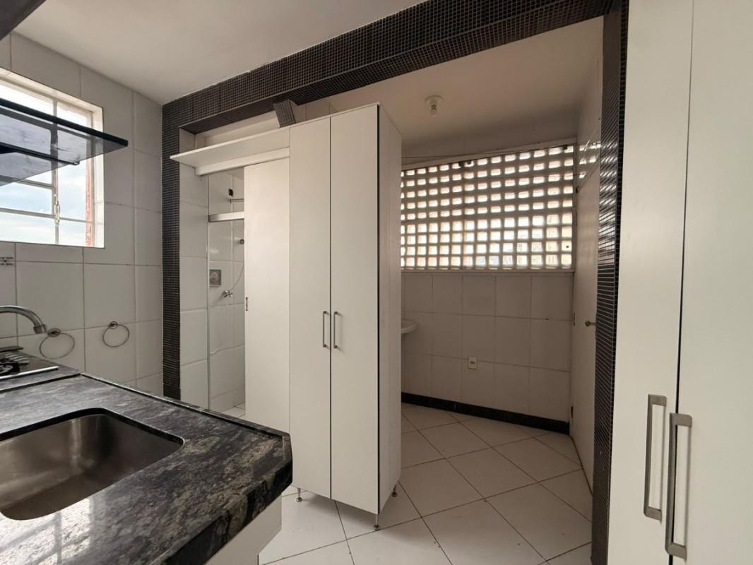 Apartamento, Floresta, 2 Quartos, 0 Vaga