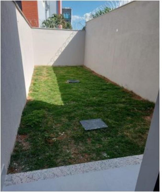 Casa, Santa Mônica, 2 Quartos, 1 Vaga, 2 Suítes