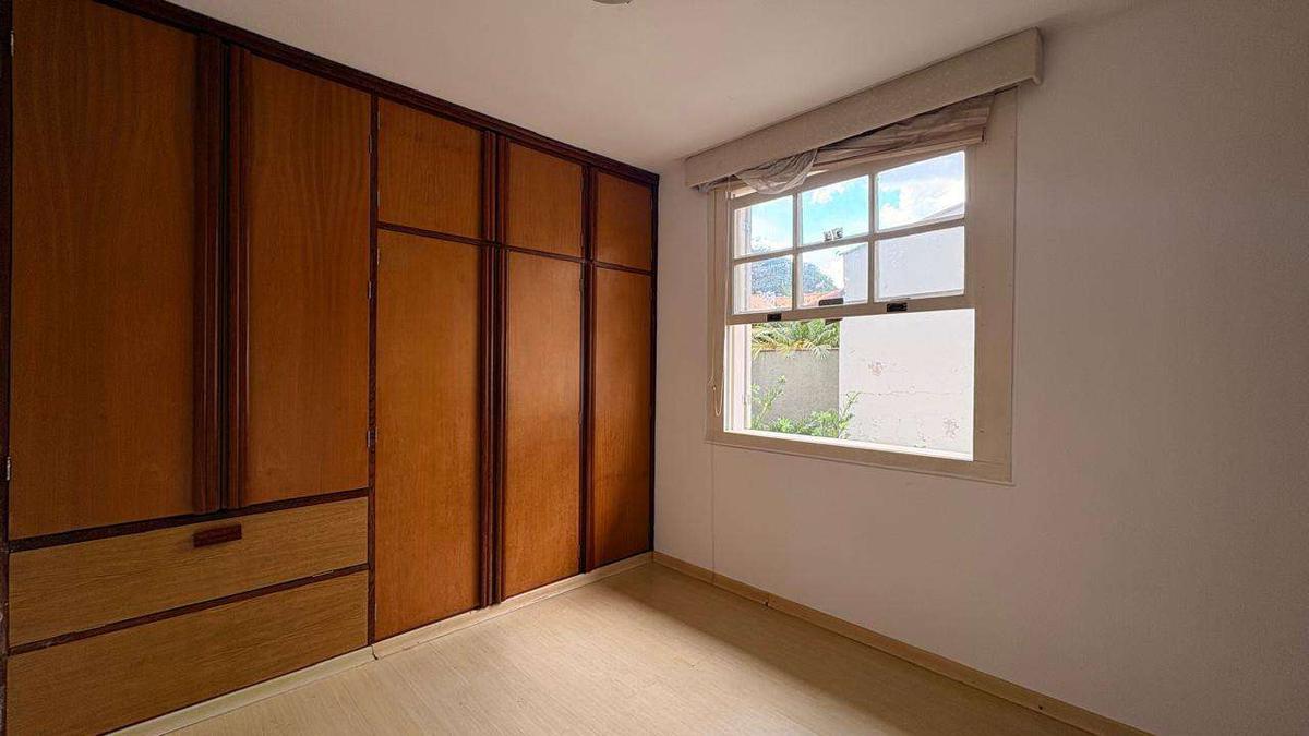 Casa, Vila Paris, 4 Quartos, 4 Vagas, 2 Suítes
