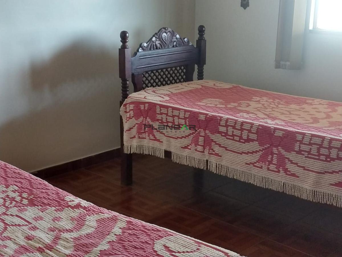 Casa, Bandeirantes, 4 Quartos, 1 Vaga