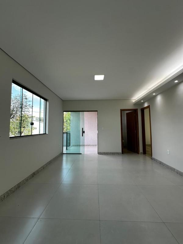 Casa, Residencial Visão, 3 Quartos, 8 Vagas, 1 Suíte
