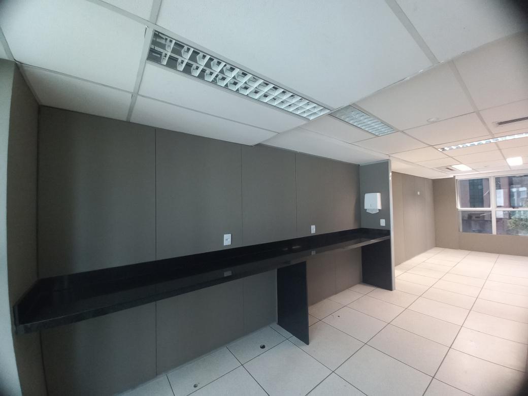 Sala, Savassi, 0 Quarto, 2 Vagas
