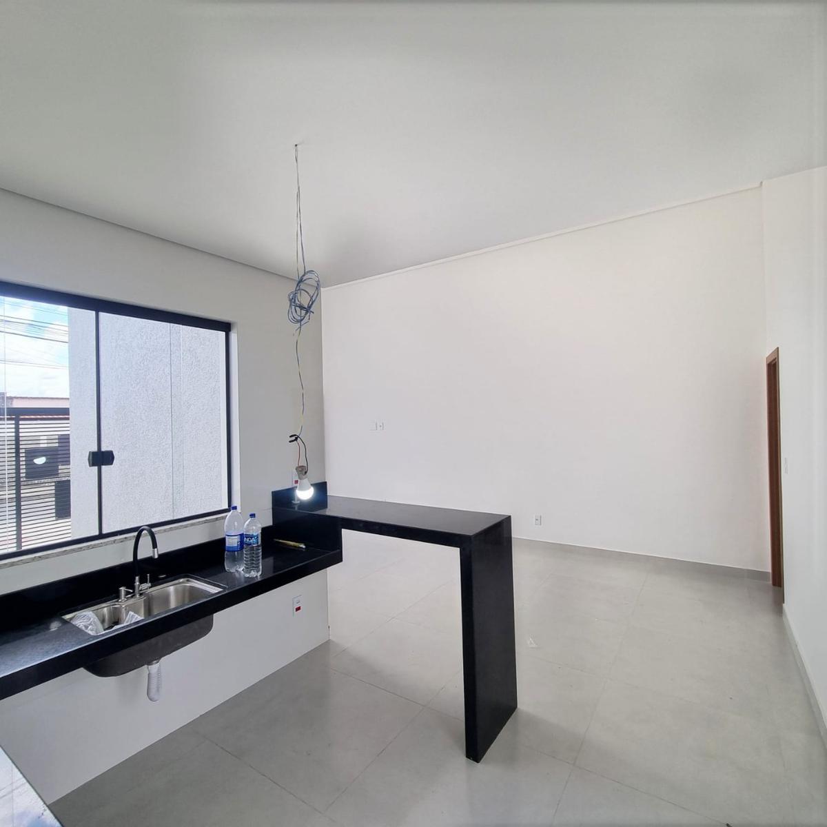 Casa, Planalto, 3 Quartos, 3 Vagas, 1 Suíte