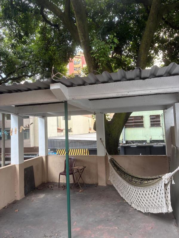 Prédio, Centro, 3 Quartos, 0 Vaga, 1 Suíte
