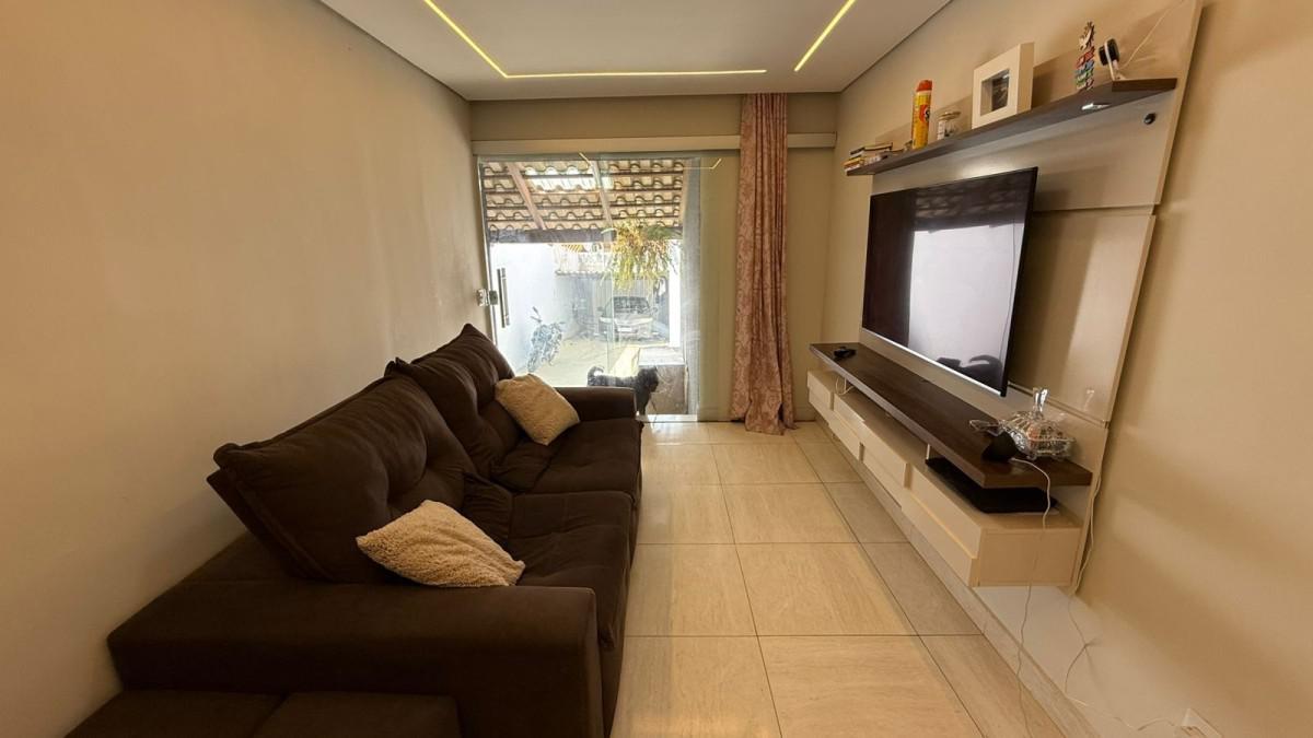 Casa, Masterville, 2 Quartos, 3 Vagas