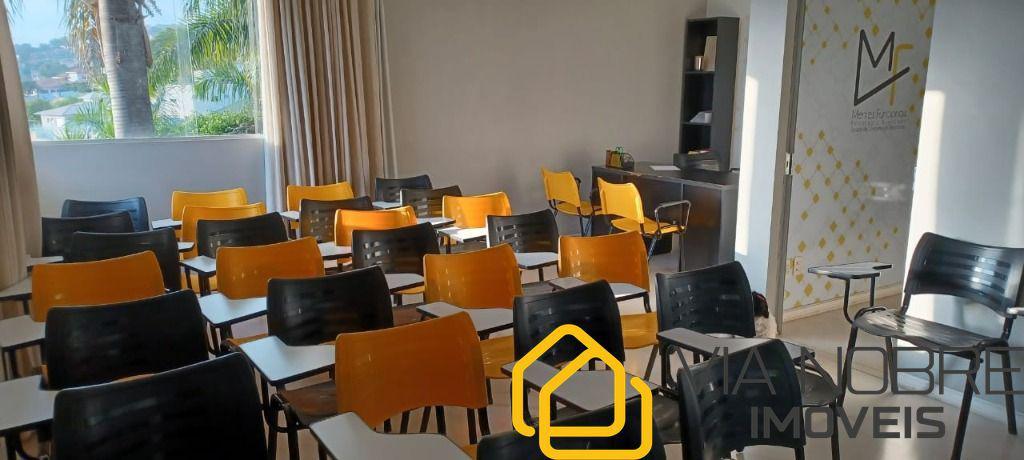 Casa, Estoril, 7 Quartos, 3 Vagas, 3 Suítes