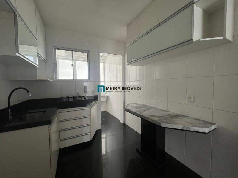 Apartamento, Sagrada Família, 3 Quartos, 2 Vagas, 1 Suíte