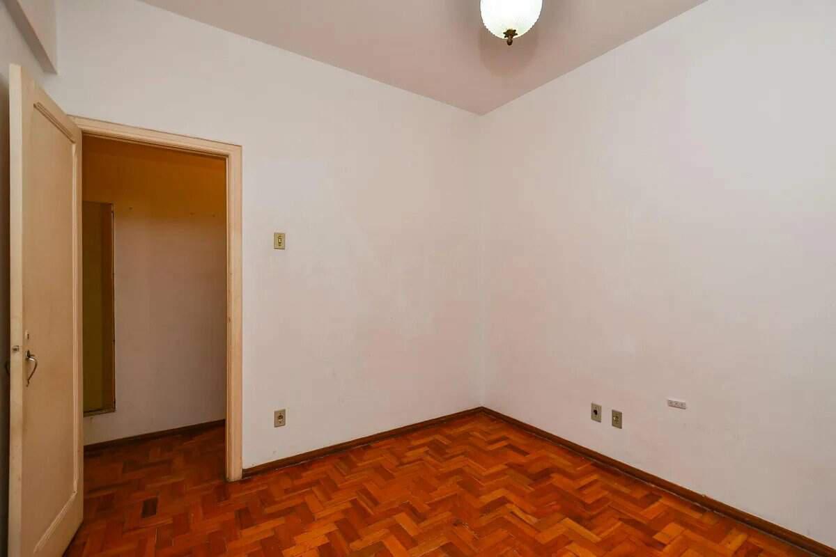 Apartamento, Centro, 2 Quartos, 0 Vaga