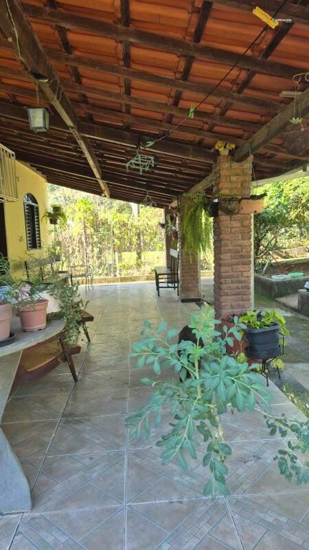 Fazenda, Bonanza, 3 Quartos, 0 Vaga, 1 Suíte