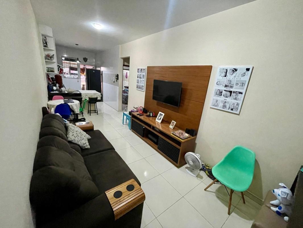 Casa, Parque Xangri-lá, 2 Quartos, 2 Vagas, 1 Suíte