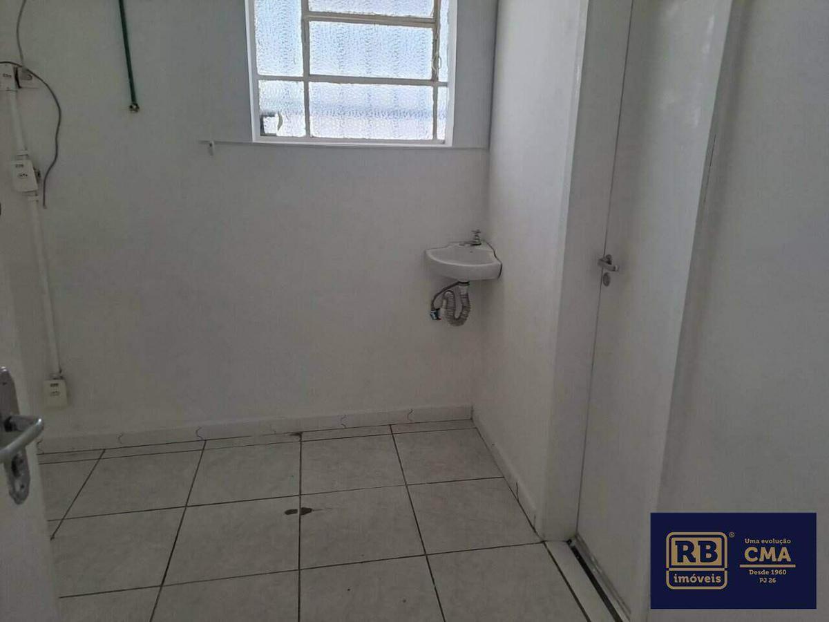 Casa, Funcionários, 0 Quarto, 15 Vagas
