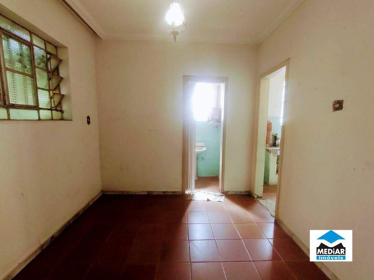 Casa, Floresta, 4 Quartos, 0 Vaga