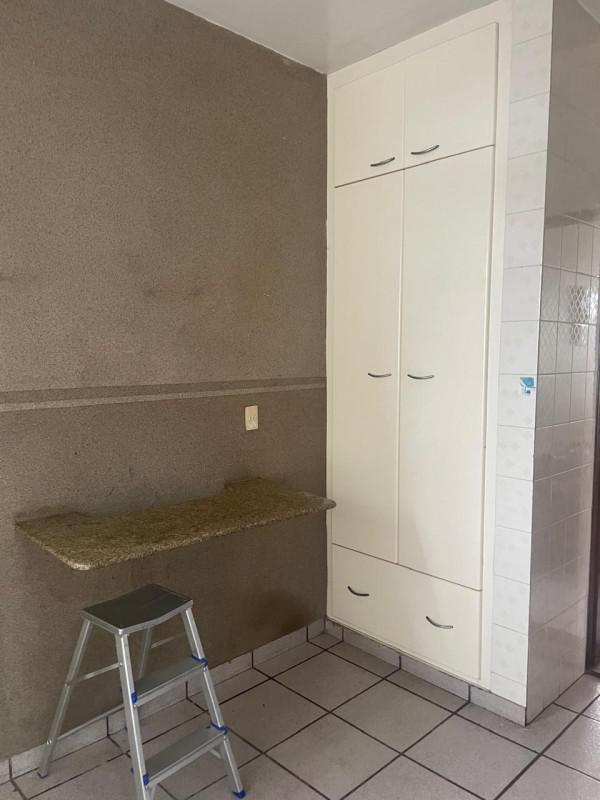 Casa, Castelo, 4 Quartos, 6 Vagas, 2 Suítes