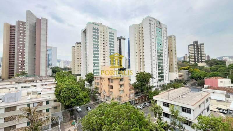 Cobertura, Funcionários, 1 Quarto, 2 Vagas, 1 Suíte