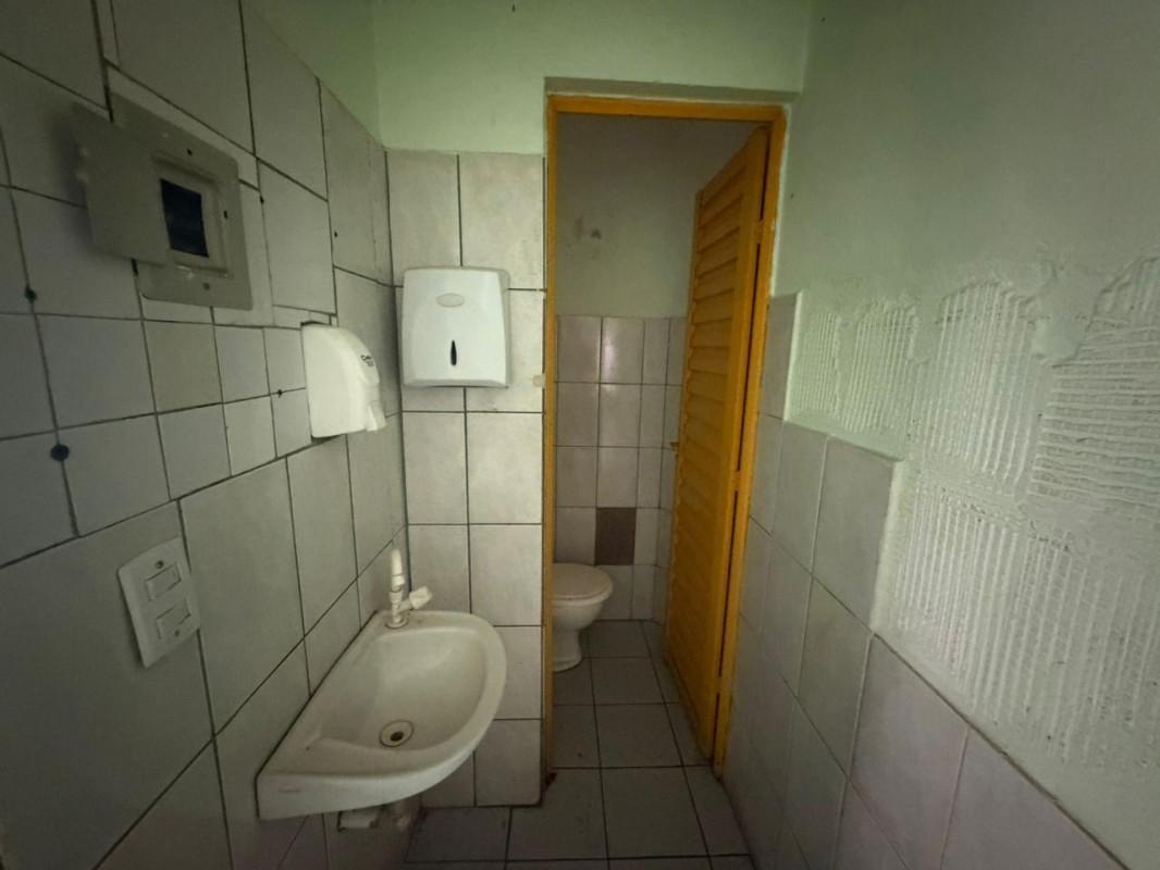 Andar, Santa Branca, 0 Quarto, 0 Vaga