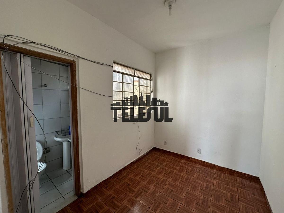 Galpão, Centro, 0 Quarto, 0 Vaga
