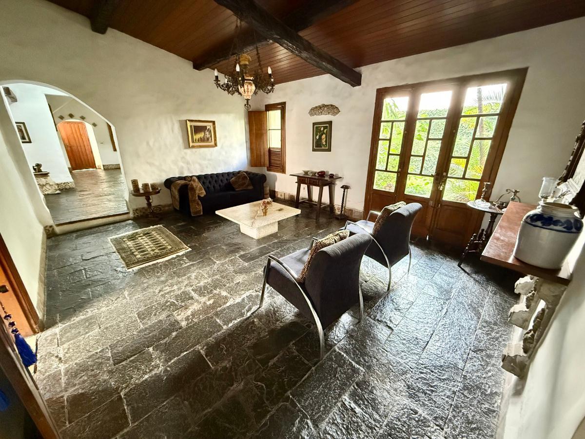 Casa, São Luiz (pampulha), 5 Quartos, 8 Vagas, 3 Suítes