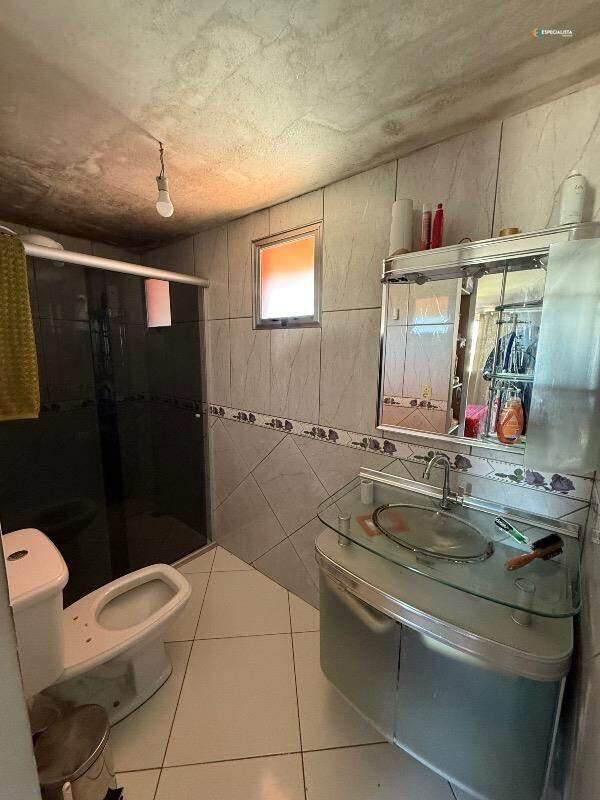 Casa, Monte Carlo, 5 Quartos, 2 Vagas, 1 Suíte