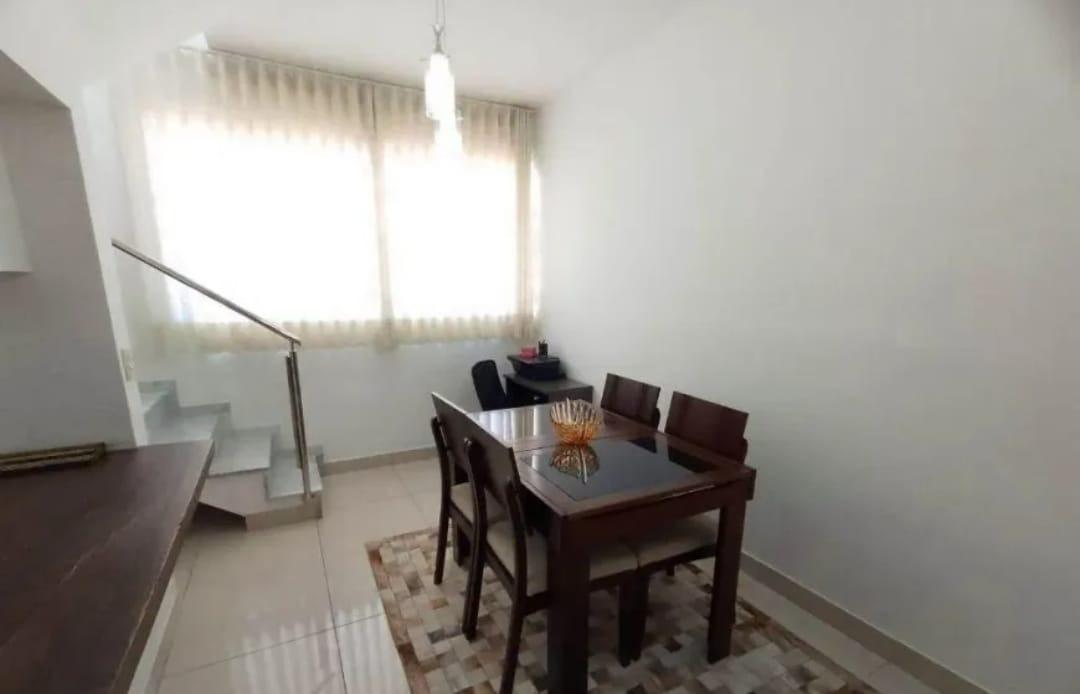 Cobertura, Estoril, 2 Quartos, 2 Vagas, 2 Suítes