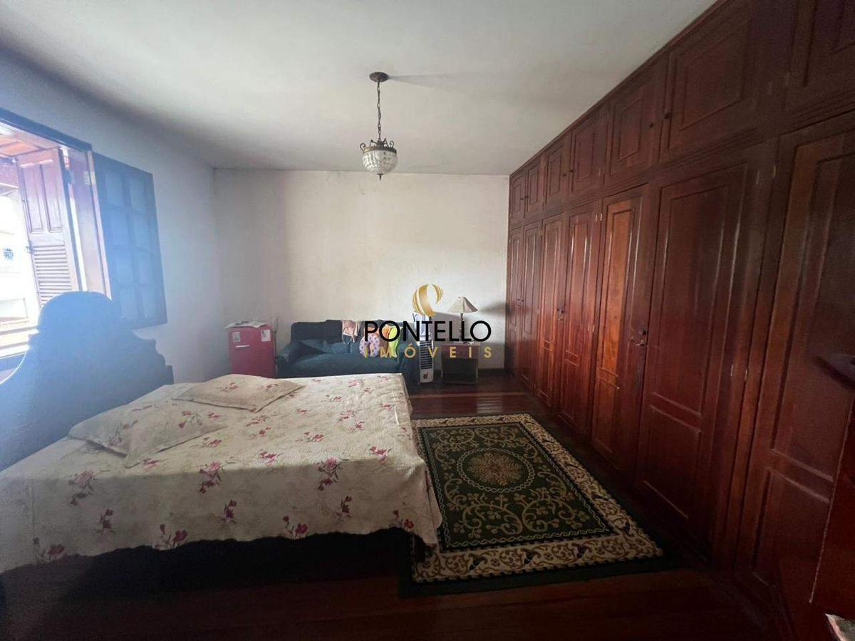 Casa, Jardim Arizona, 6 Quartos, 4 Vagas, 1 Suíte