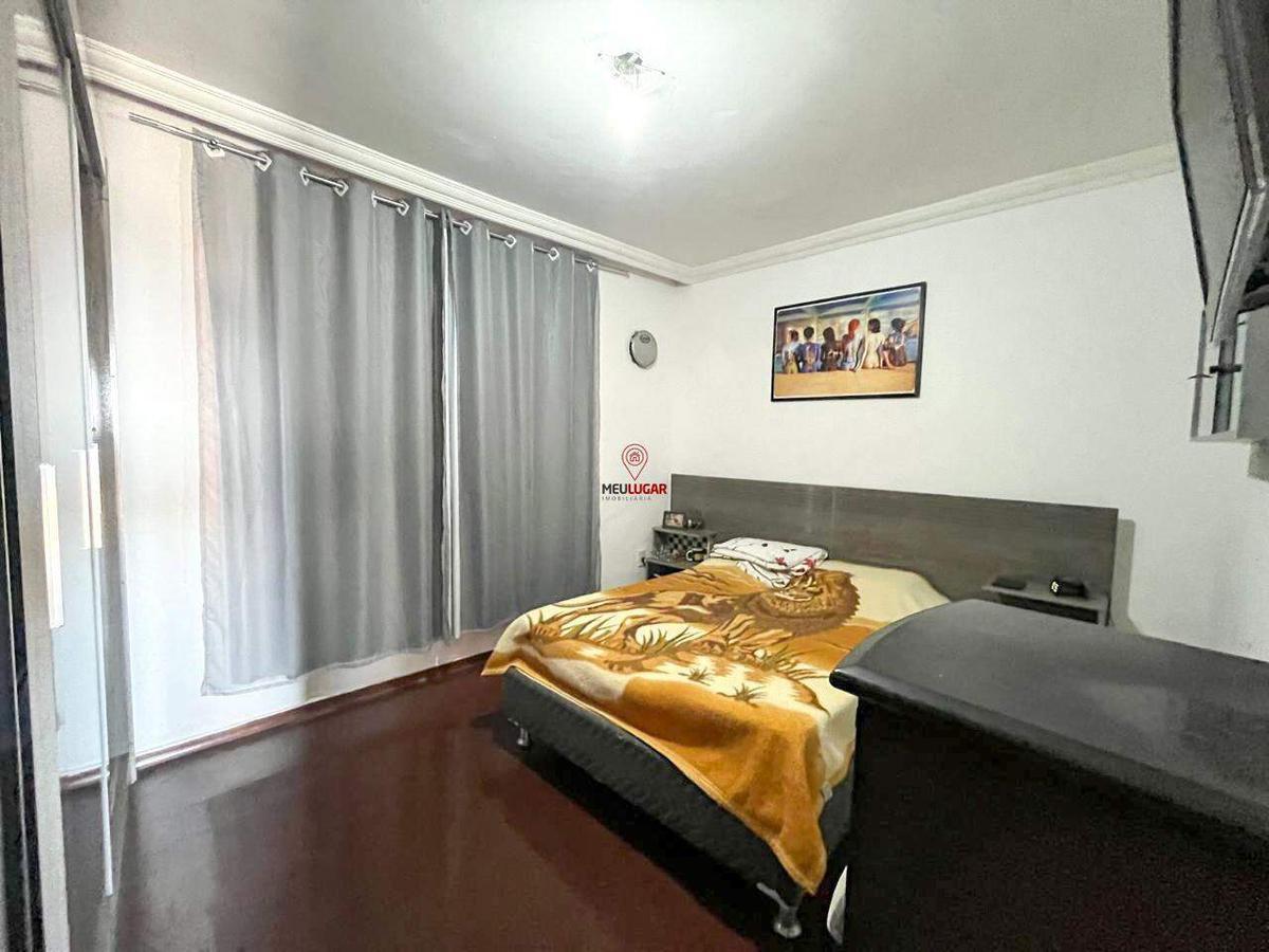 Casa, Barreiro, 3 Quartos, 4 Vagas, 1 Suíte