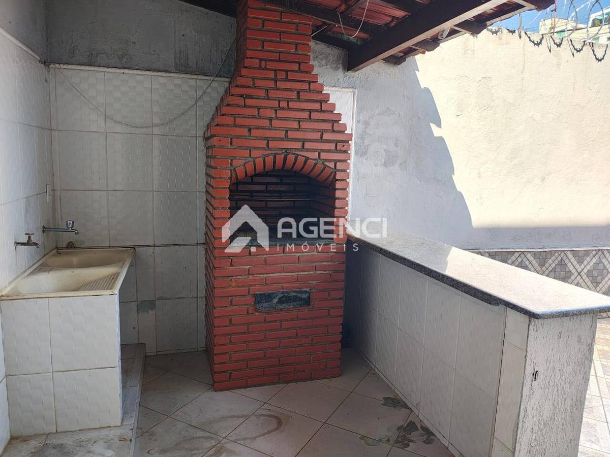 Casa, Serrano, 4 Quartos, 0 Vaga, 1 Suíte