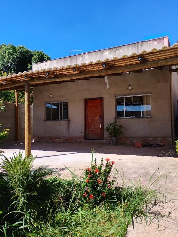 Casa, Tropical, 3 Quartos, 2 Vagas, 1 Suíte