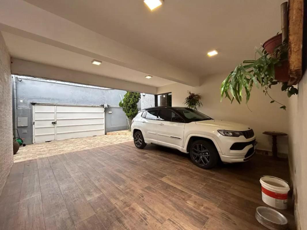 Casa, Teixeira Dias, 3 Quartos, 5 Vagas, 1 Suíte