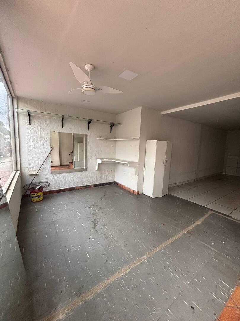 Sala, Giovanini, 1 Quarto, 0 Vaga
