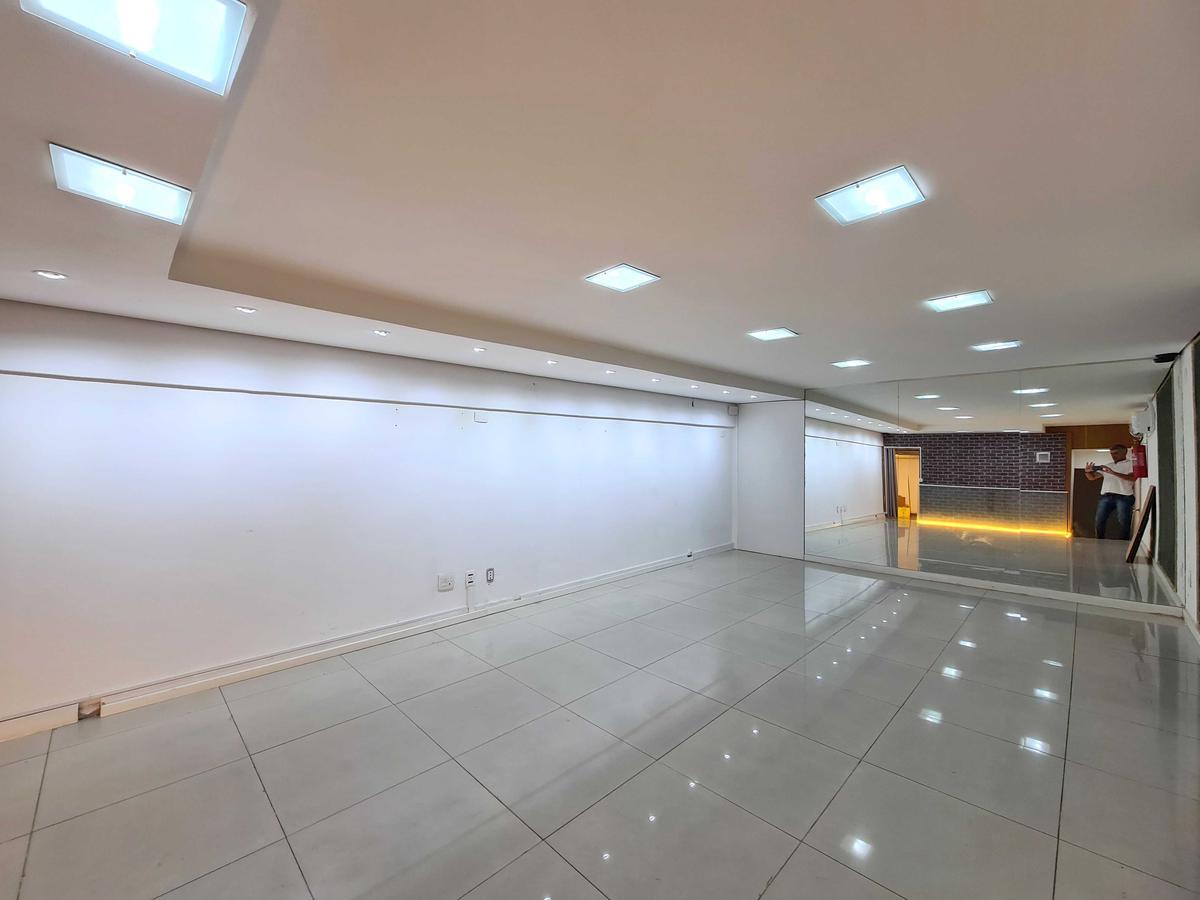 Andar, Belvedere, 0 Quarto, 0 Vaga