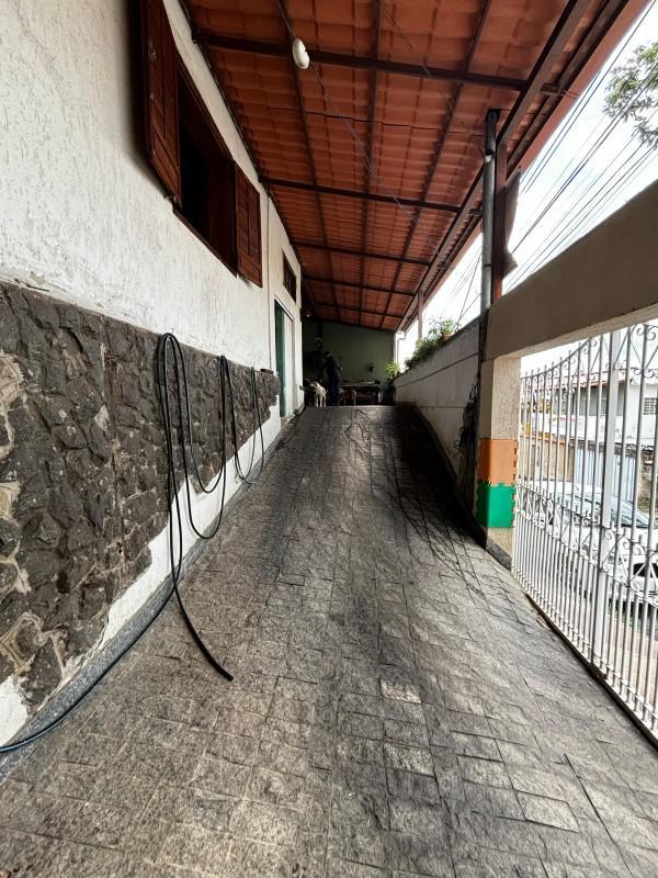 Casa, Sagrada Família, 3 Quartos, 4 Vagas, 1 Suíte