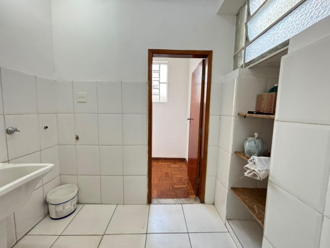 Apartamento, Sagrada Família, 2 Quartos, 1 Vaga