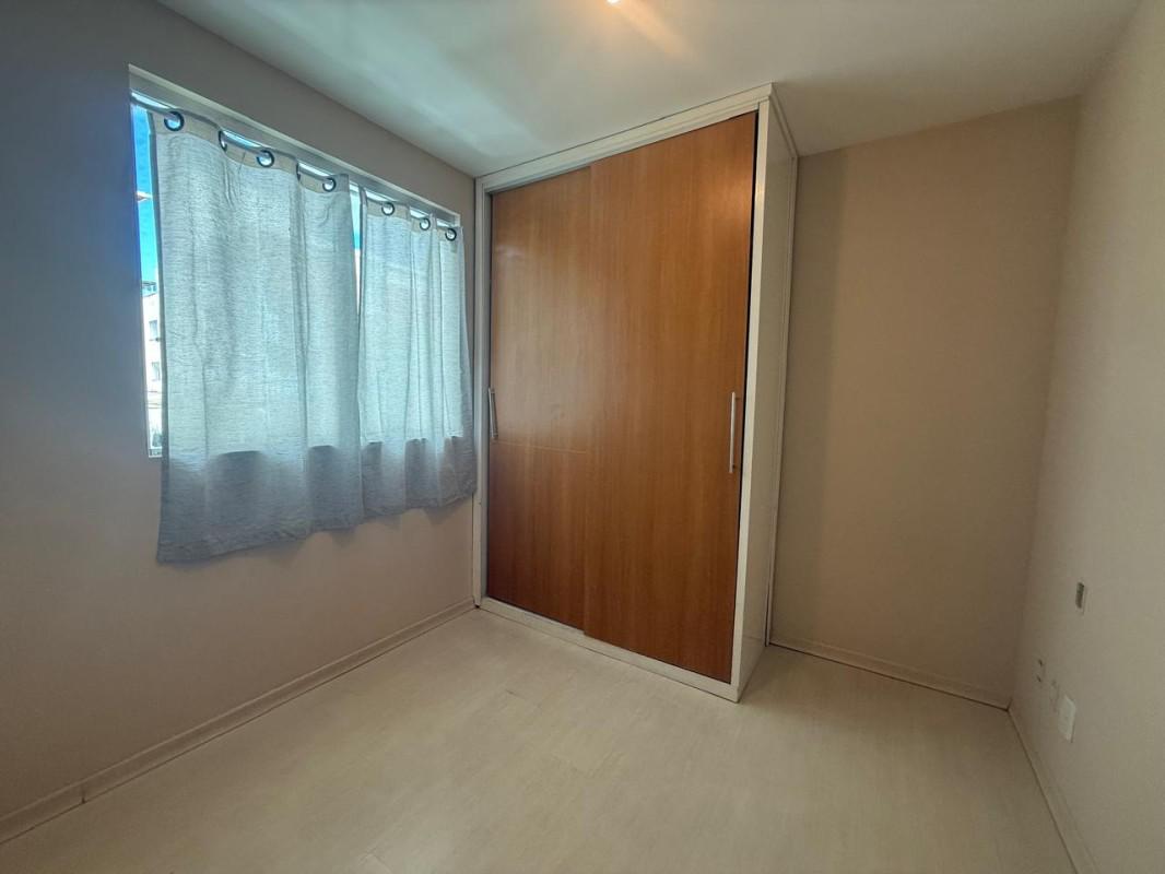 Casa, Castelo, 4 Quartos, 3 Vagas, 1 Suíte