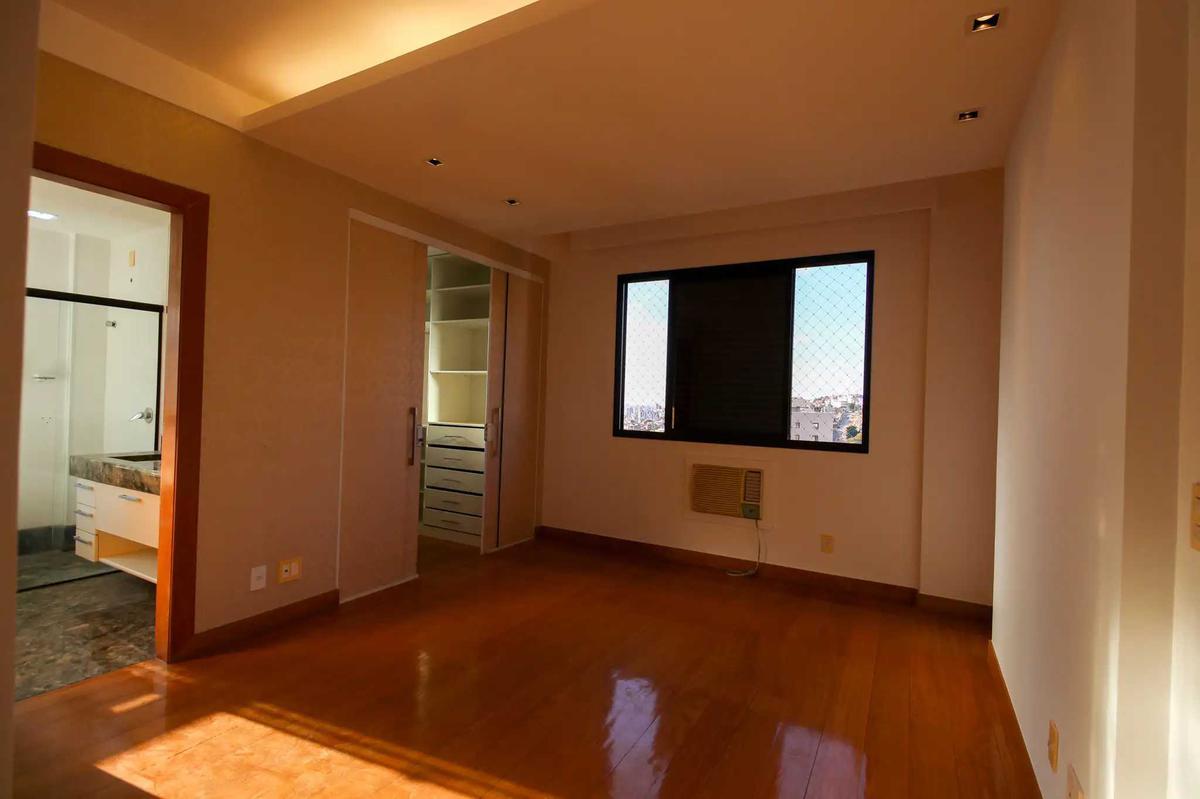 Apartamento, Santa Lúcia, 4 Quartos, 4 Vagas, 2 Suítes