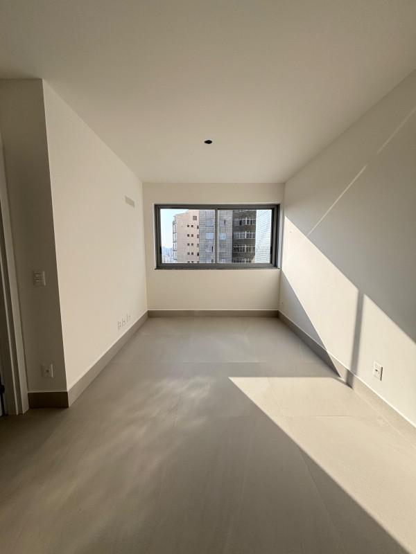 Apartamento, Sagrada Família, 3 Quartos, 2 Vagas, 1 Suíte