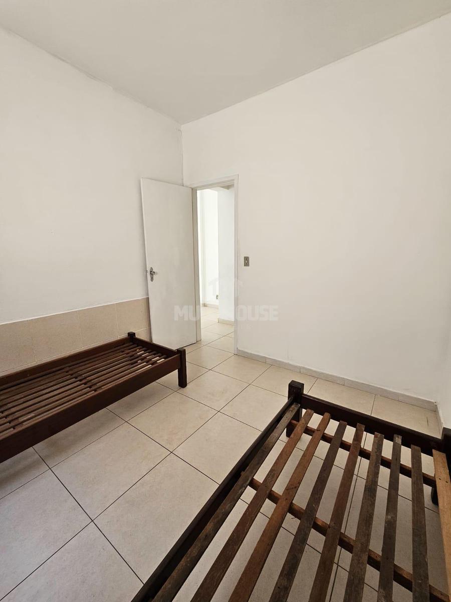 Casa, Itapoã, 2 Quartos, 0 Vaga