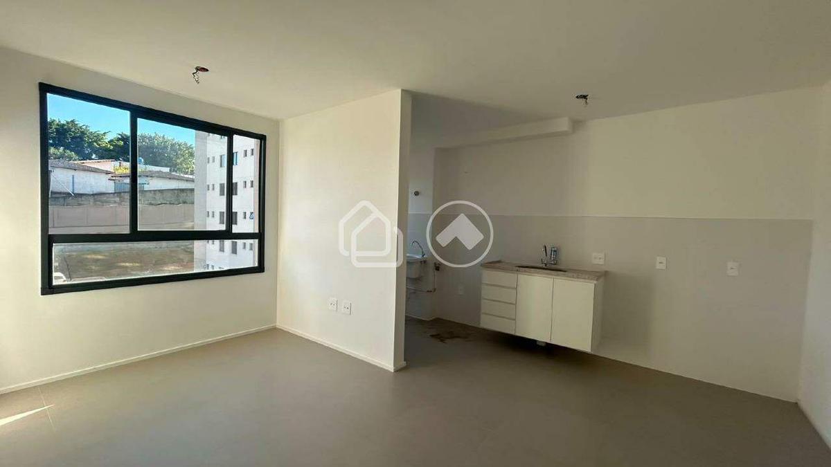 Apartamento, Estoril, 2 Quartos, 1 Vaga, 1 Suíte