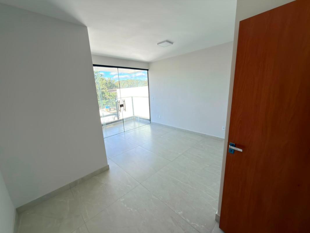 Casa, Planalto, 3 Quartos, 4 Vagas, 2 Suítes