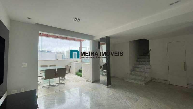 Cobertura, Funcionários, 3 Quartos, 2 Vagas, 1 Suíte