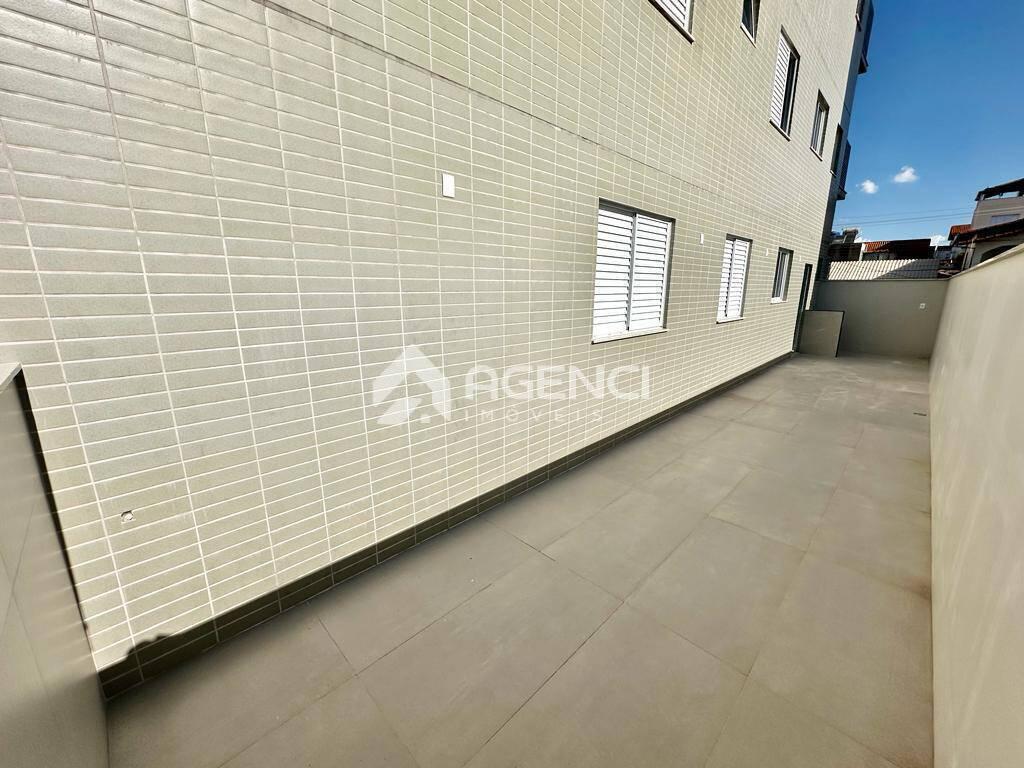 Apartamento, Serrano, 4 Quartos, 0 Vaga, 1 Suíte