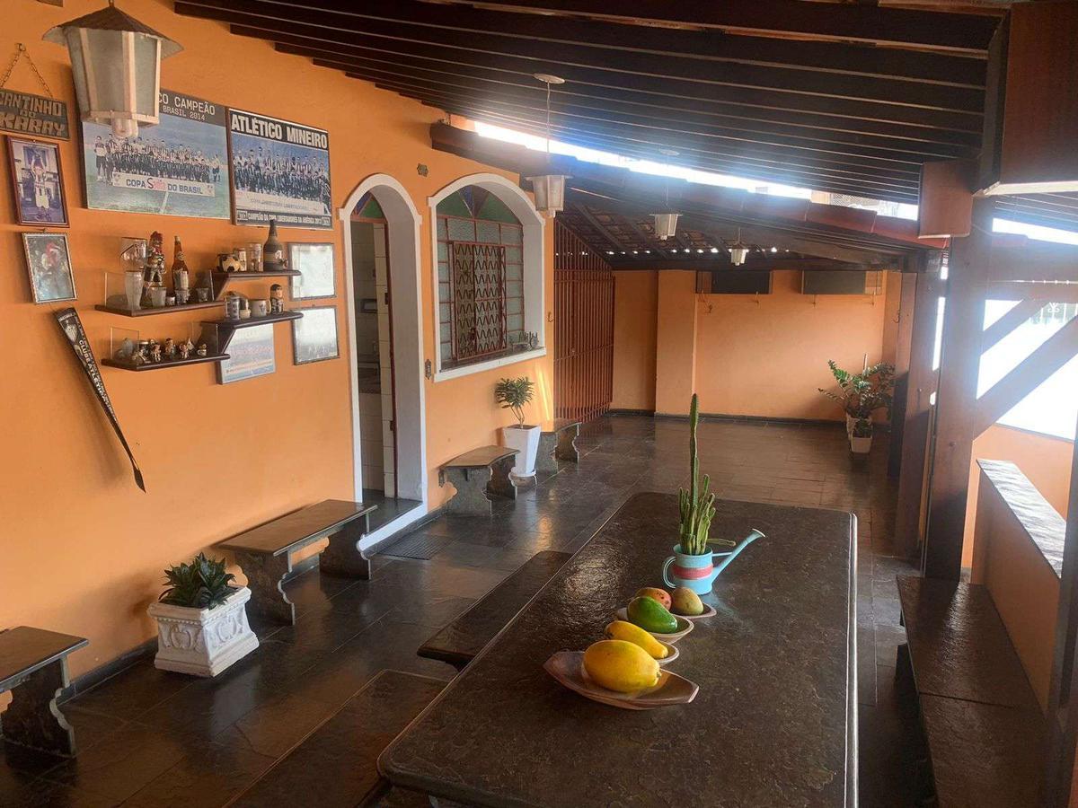 Casa, Cidade Nova, 4 Quartos, 3 Vagas, 1 Suíte