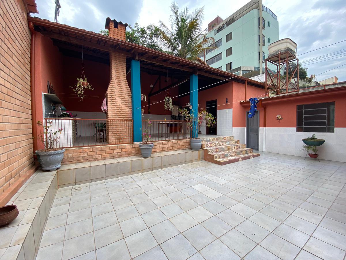 Casa, Itapoã, 3 Quartos, 3 Vagas, 1 Suíte