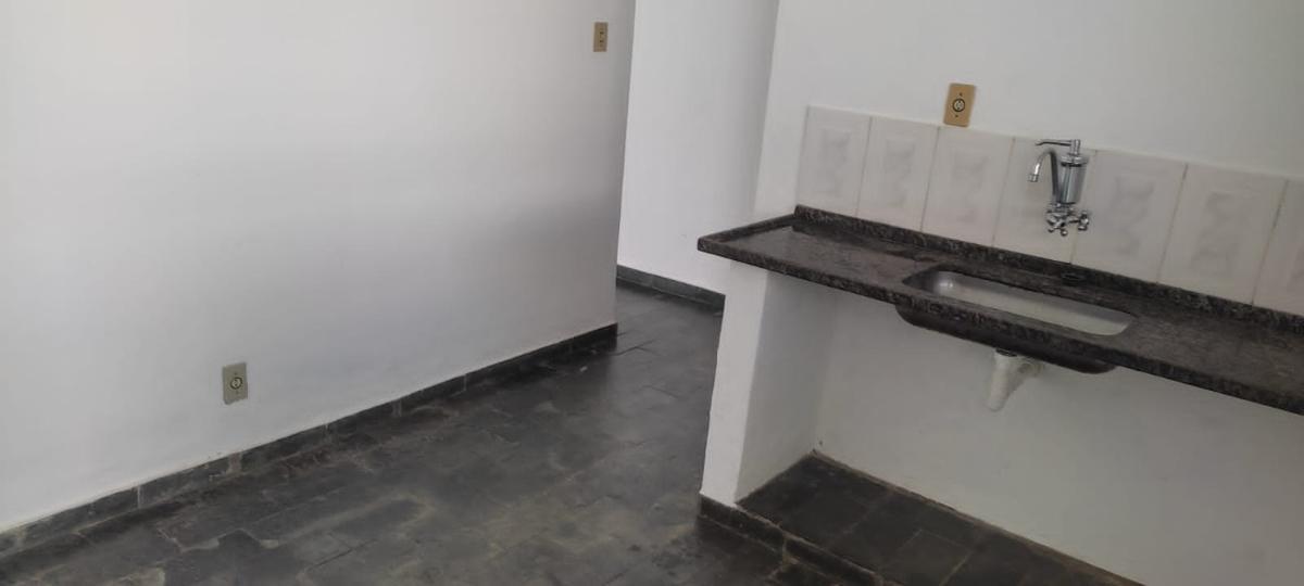 Casa Comercial, Ipê, 2 Quartos, 3 Vagas