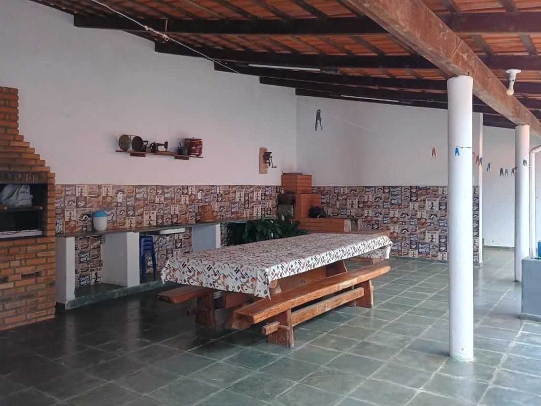 Fazenda, Centro, 3 Quartos, 3 Vagas, 2 Suítes