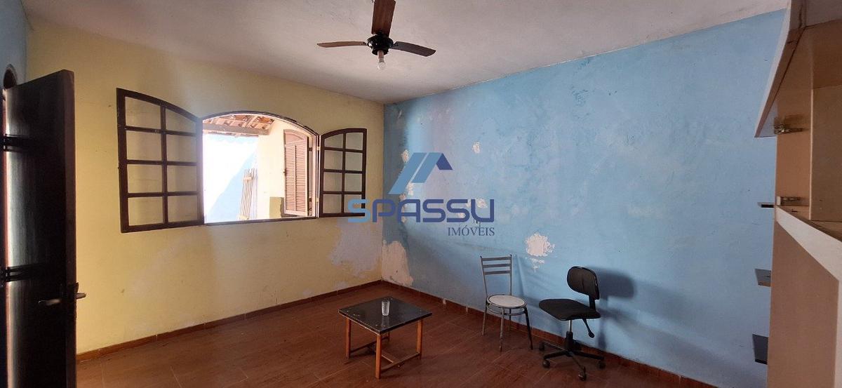 Casa, Jardim Vitória, 3 Quartos, 2 Vagas