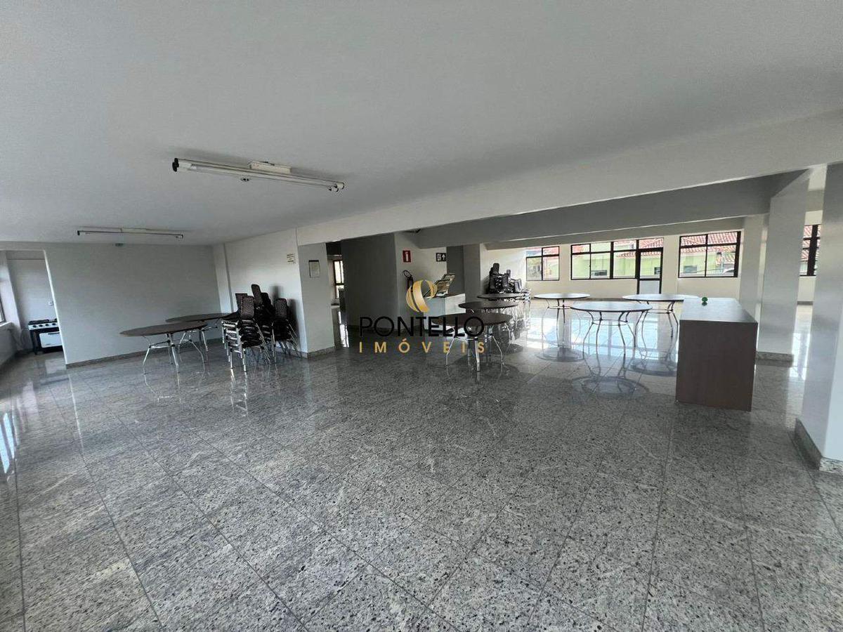 Cobertura, Centro, 4 Quartos, 2 Vagas, 1 Suíte