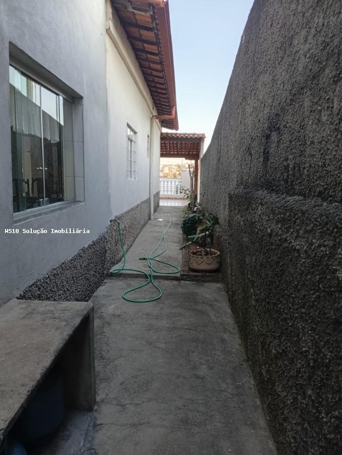 Casa, Industrial São Luiz, 3 Quartos, 3 Vagas, 1 Suíte