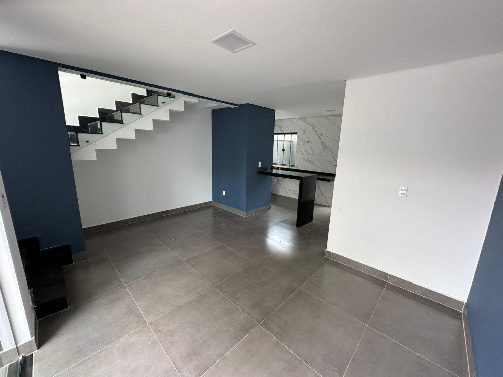 Casa, São Pedro, 3 Quartos, 2 Vagas, 1 Suíte