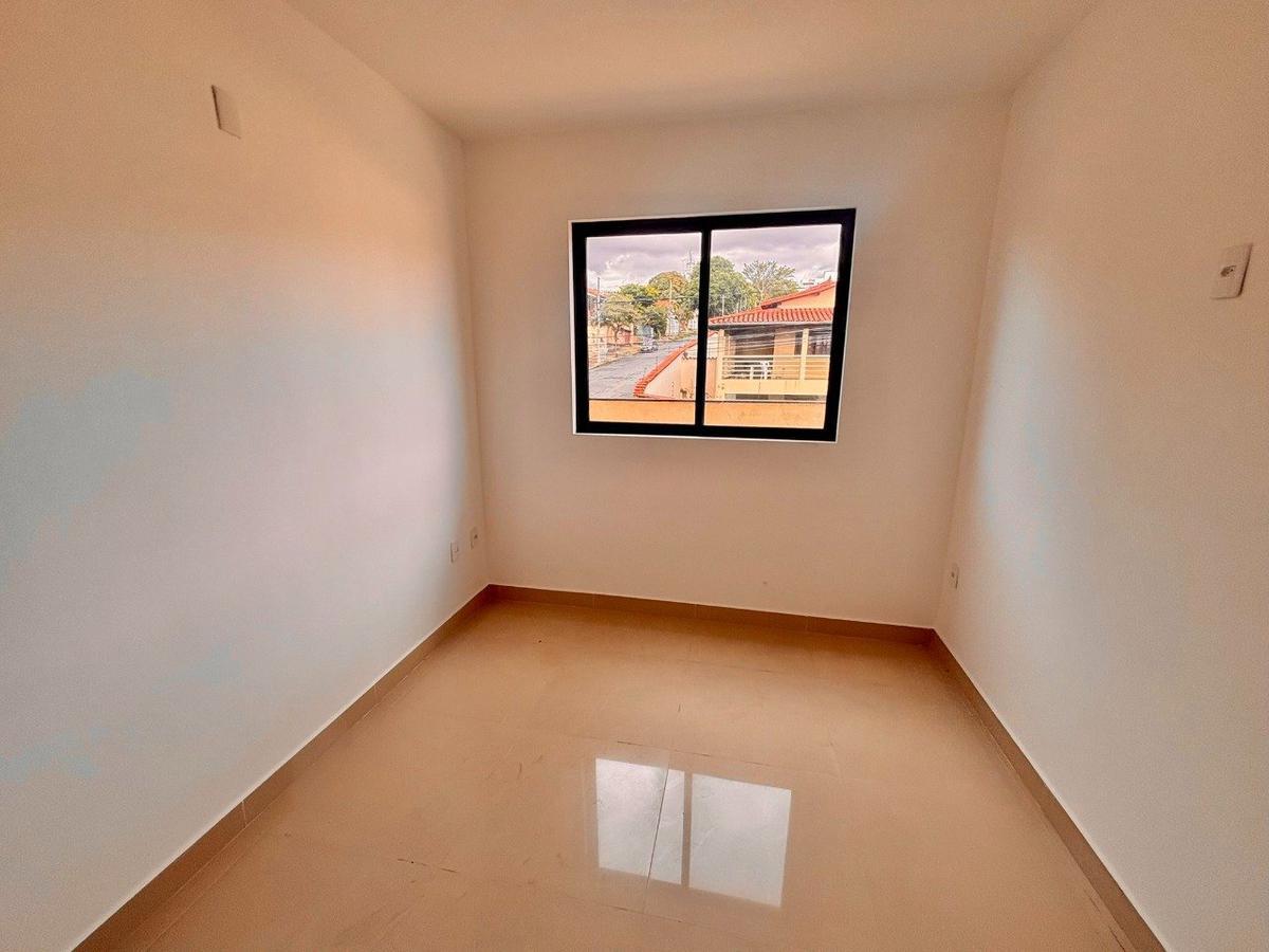 Apartamento, Serrano, 2 Quartos, 1 Vaga