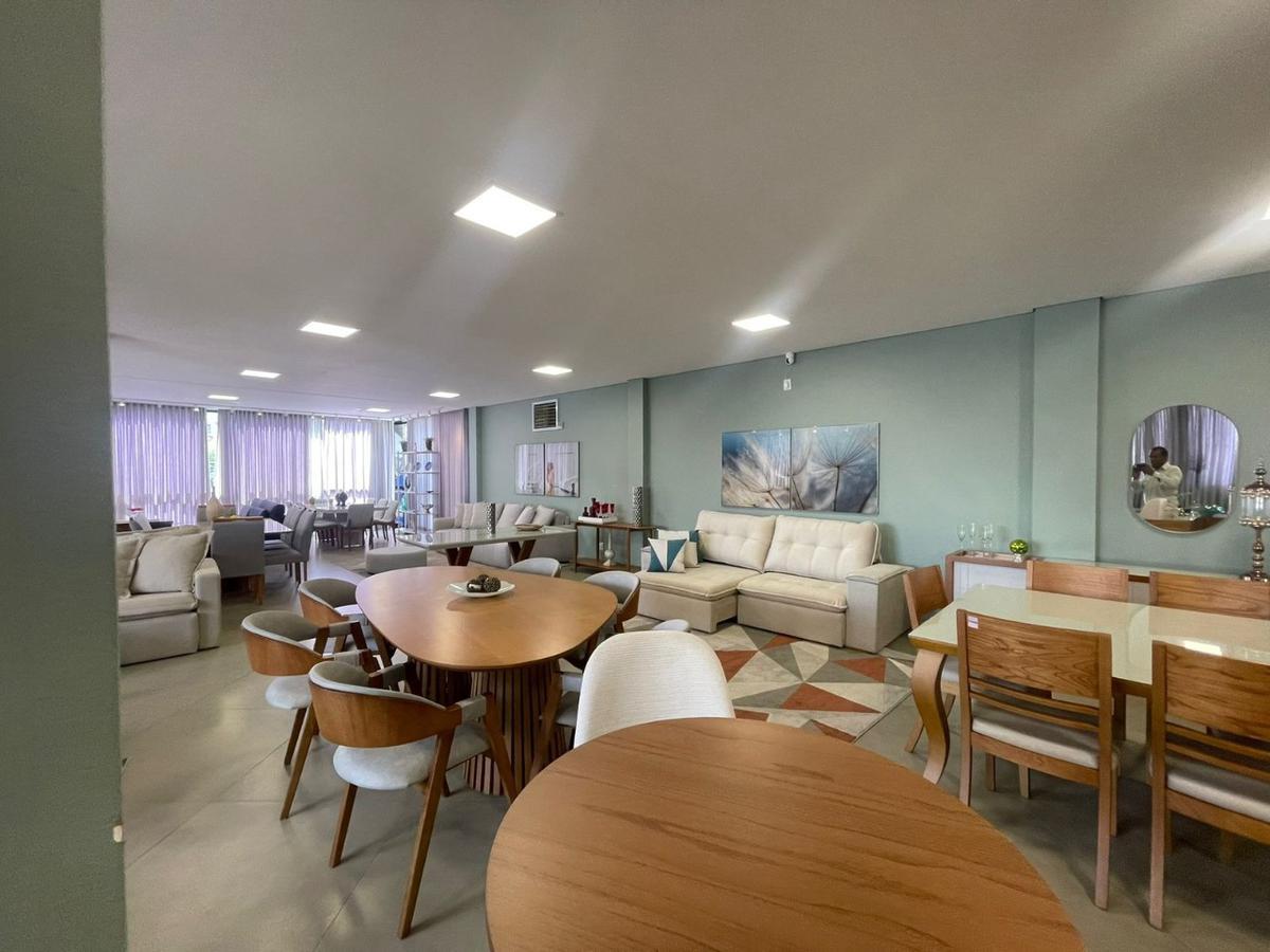 Prédio, Floresta, 0 Quarto, 10 Vagas